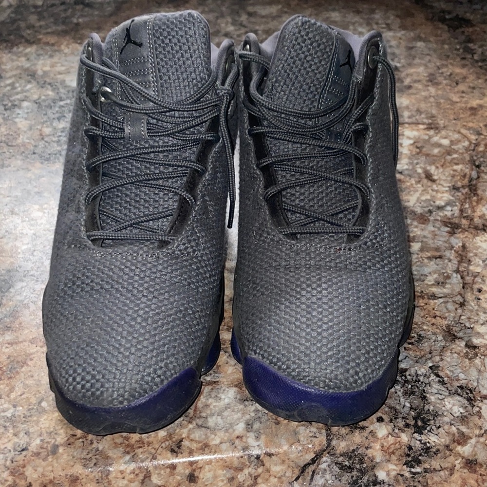 COPY - Jordan kicks